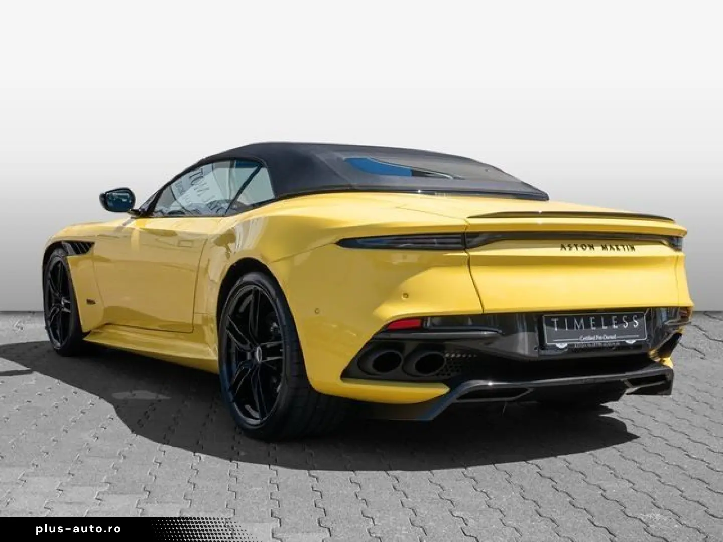 ASTON MARTIN DBS Volante Frosted Glass Yellow Carbon
