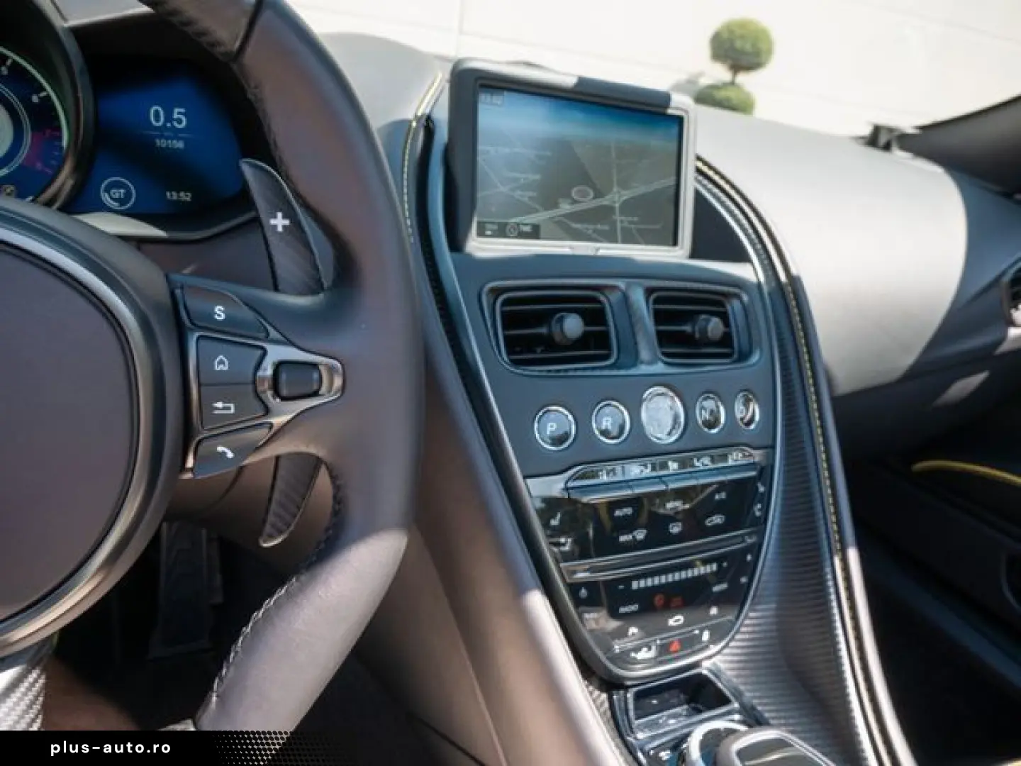 ASTON MARTIN DBS Volante Frosted Glass Yellow Carbon