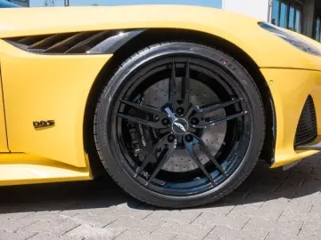 ASTON MARTIN DBS Volante Frosted Glass Yellow Carbon