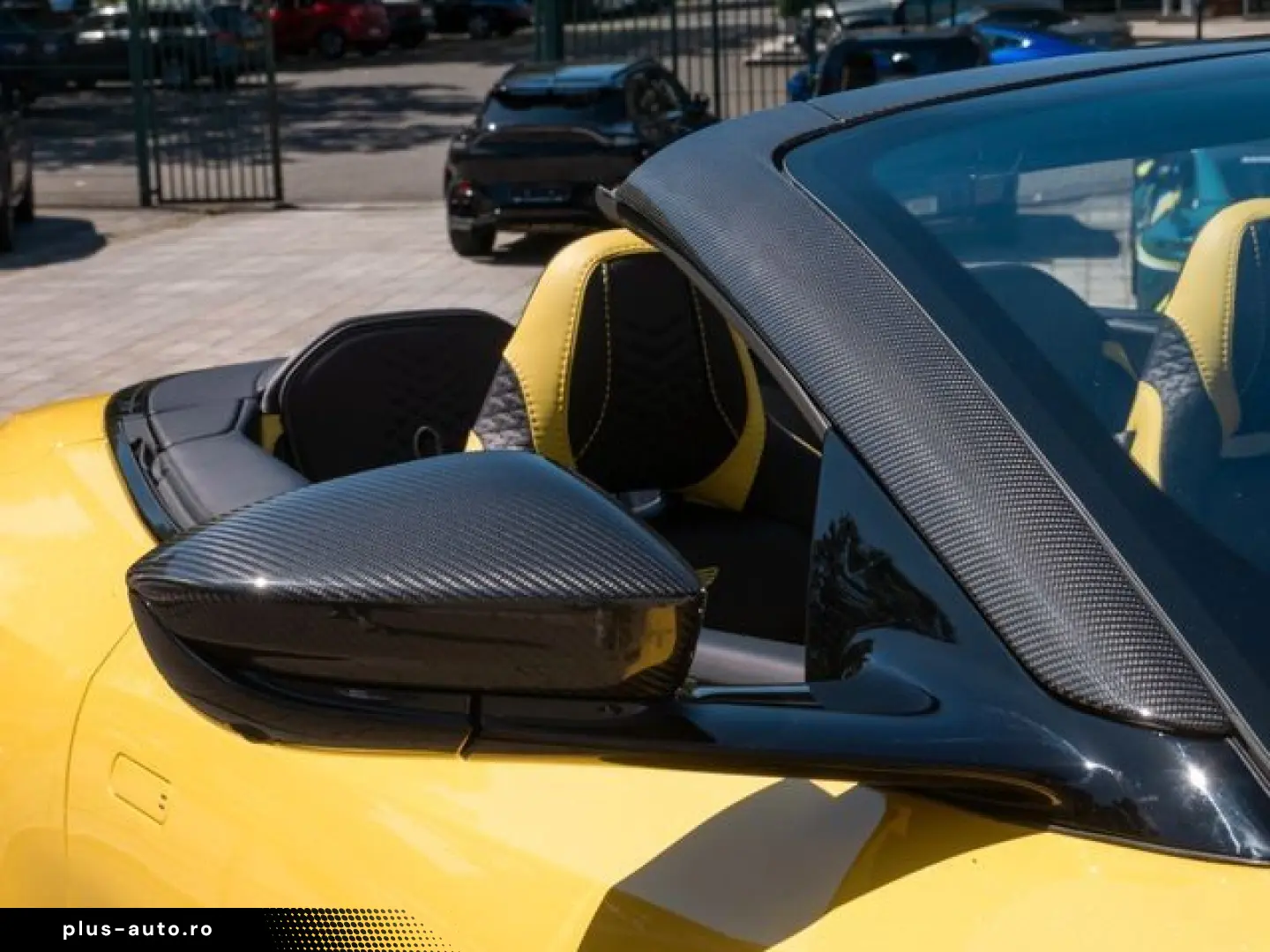ASTON MARTIN DBS Volante Frosted Glass Yellow Carbon