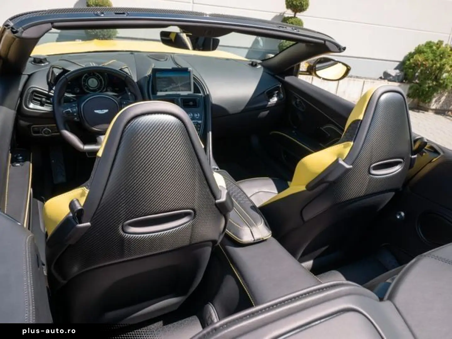 ASTON MARTIN DBS Volante Frosted Glass Yellow Carbon