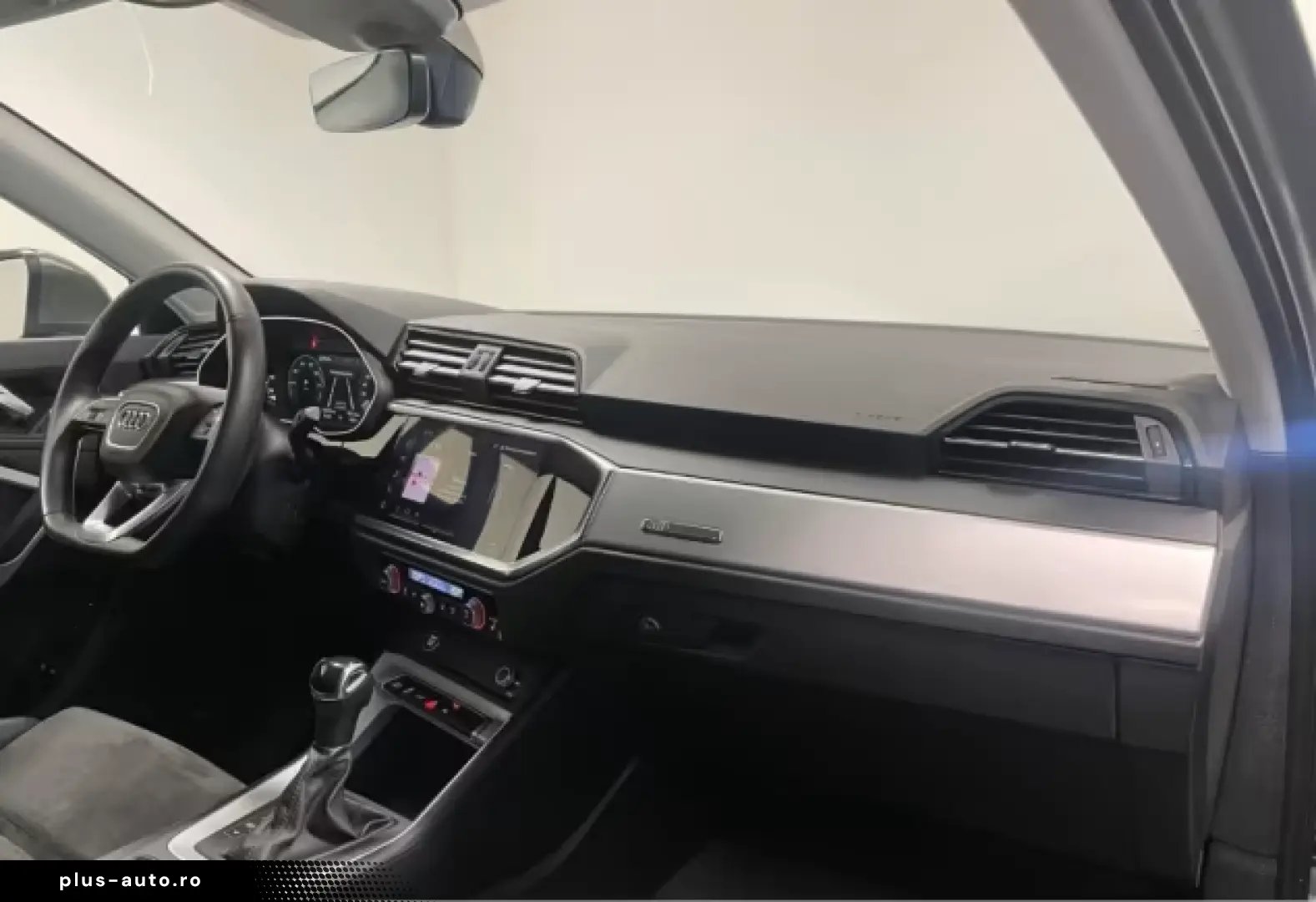 AUDI Q3 Sportback 45 TFSI e S tronic LED PANO MMI