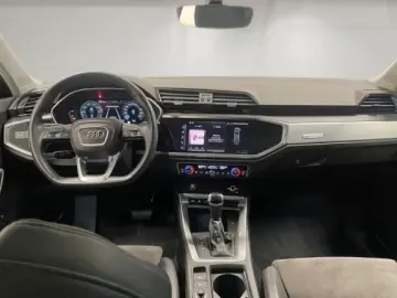 AUDI Q3 Sportback 45 TFSI e S tronic LED PANO MMI