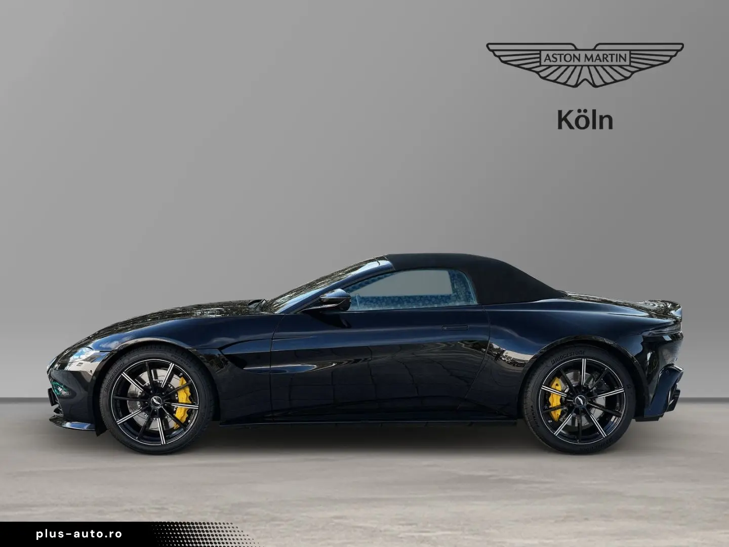 ASTON MARTIN Vantage Roadster Onyx Black   Obsidian Black