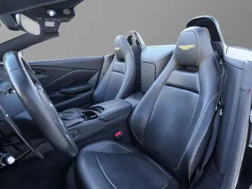 ASTON MARTIN Vantage Roadster Onyx Black   Obsidian Black