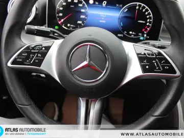 MERCEDES-BENZ C 300 e 4Matic Avantgarde LED=PANO=LEDER