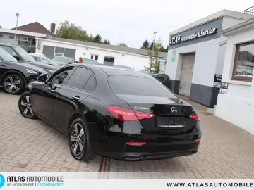 MERCEDES-BENZ C 300 e 4Matic Avantgarde LED=PANO=LEDER