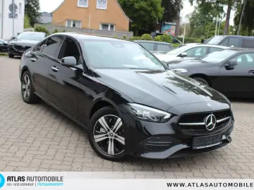 MERCEDES-BENZ C 300 e 4Matic Avantgarde LED=PANO=LEDER