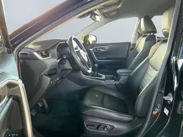 TOYOTA RAV 4 2.0 4x2 Team D  LED ACC CAM SHZ CarPlay PD