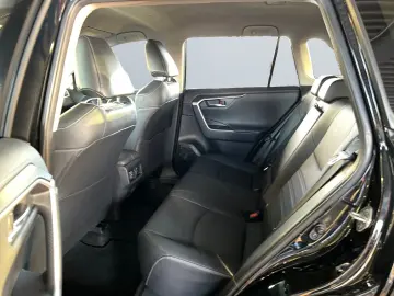 TOYOTA RAV 4 2.0 4x2 Team D  LED ACC CAM SHZ CarPlay PD