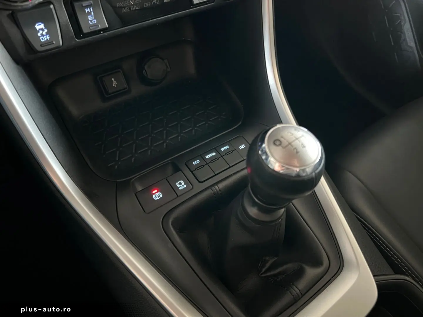 TOYOTA RAV 4 2.0 4x2 Team D  LED ACC CAM SHZ CarPlay PD