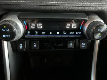 TOYOTA RAV 4 2.0 4x2 Team D  LED ACC CAM SHZ CarPlay PD