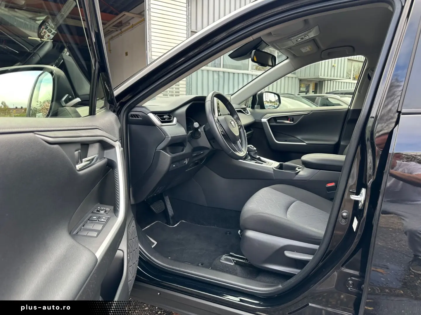 TOYOTA RAV4 2.5 Hybrid e-CVT LED Navi Kamera Alu Euro6d