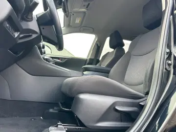 TOYOTA RAV4 2.5 Hybrid e-CVT LED Navi Kamera Alu Euro6d