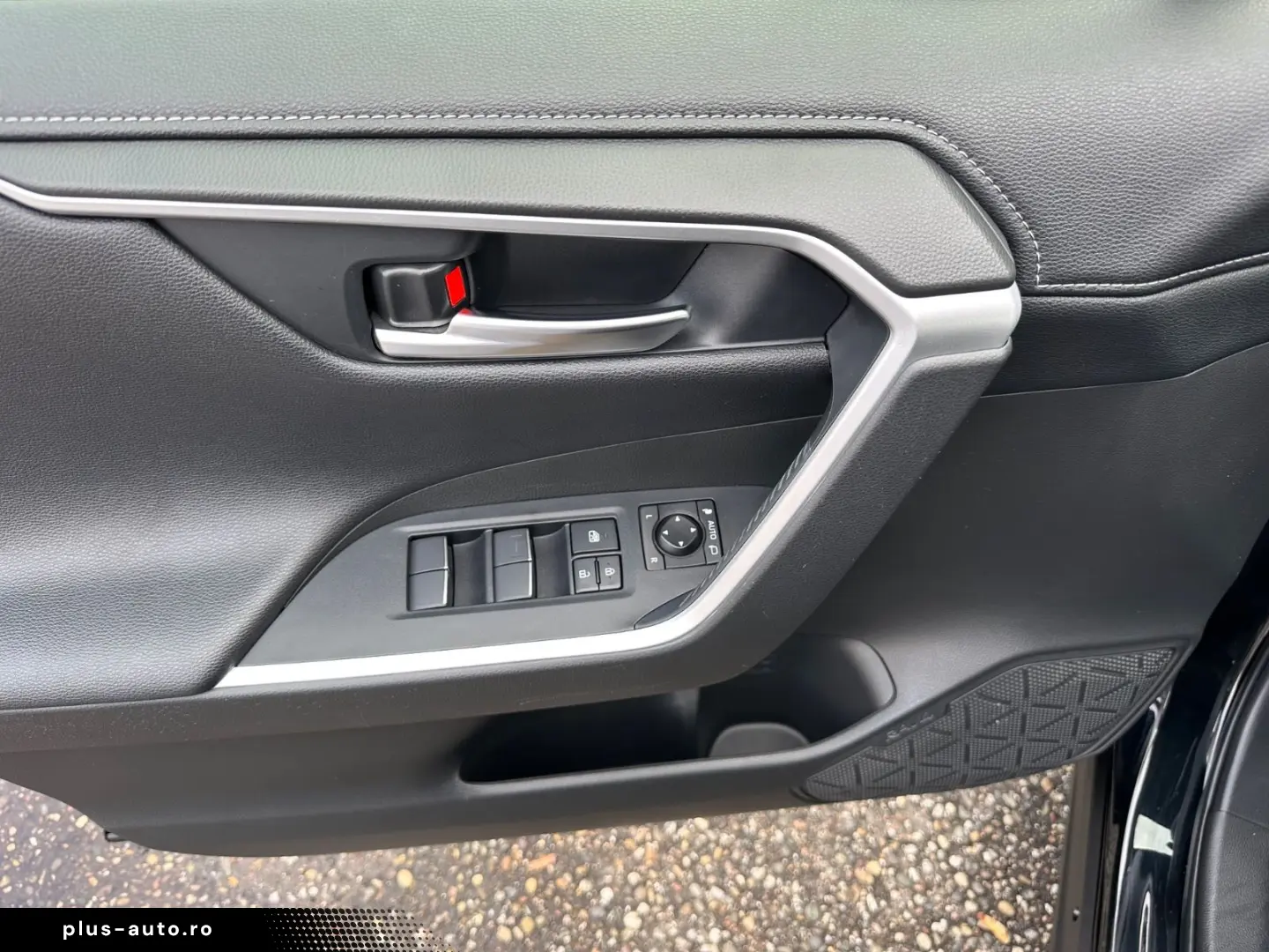 TOYOTA RAV4 2.5 Hybrid e-CVT LED Navi Kamera Alu Euro6d