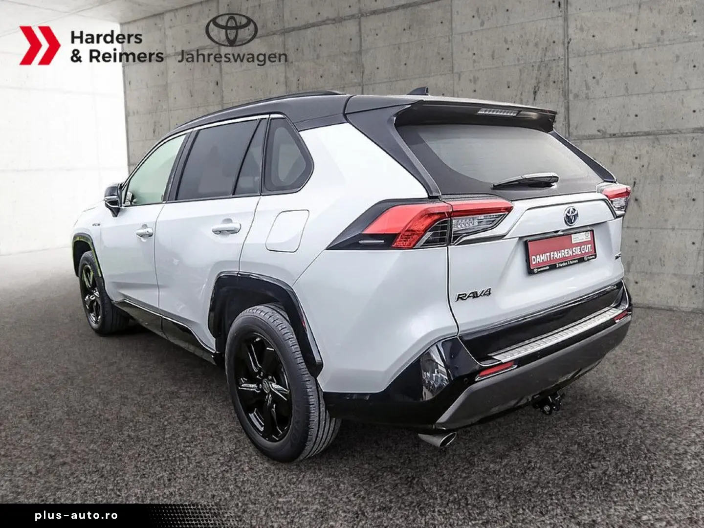 TOYOTA RAV 4 2.5 Hybrid Style Selection