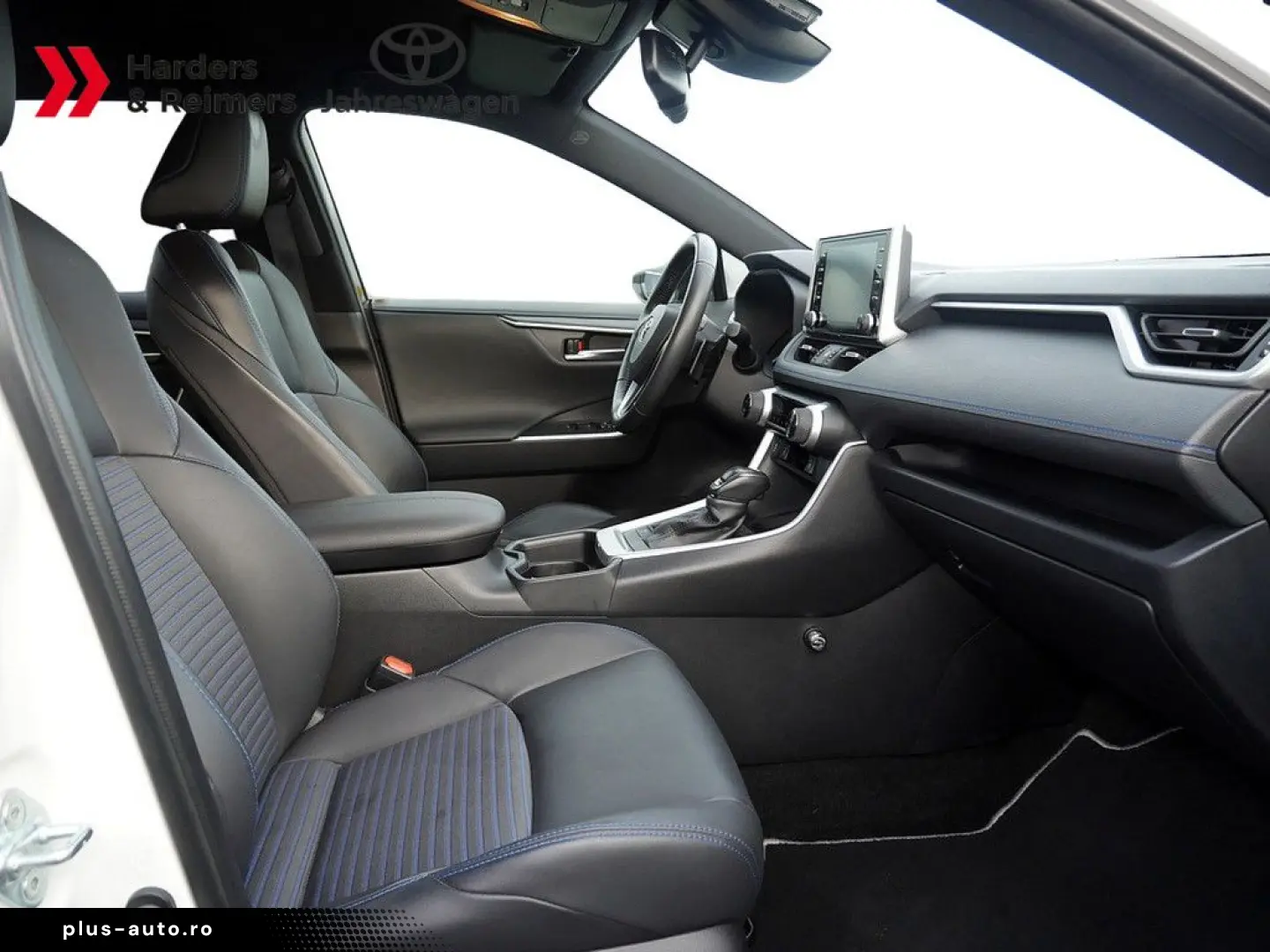 TOYOTA RAV 4 2.5 Hybrid Style Selection