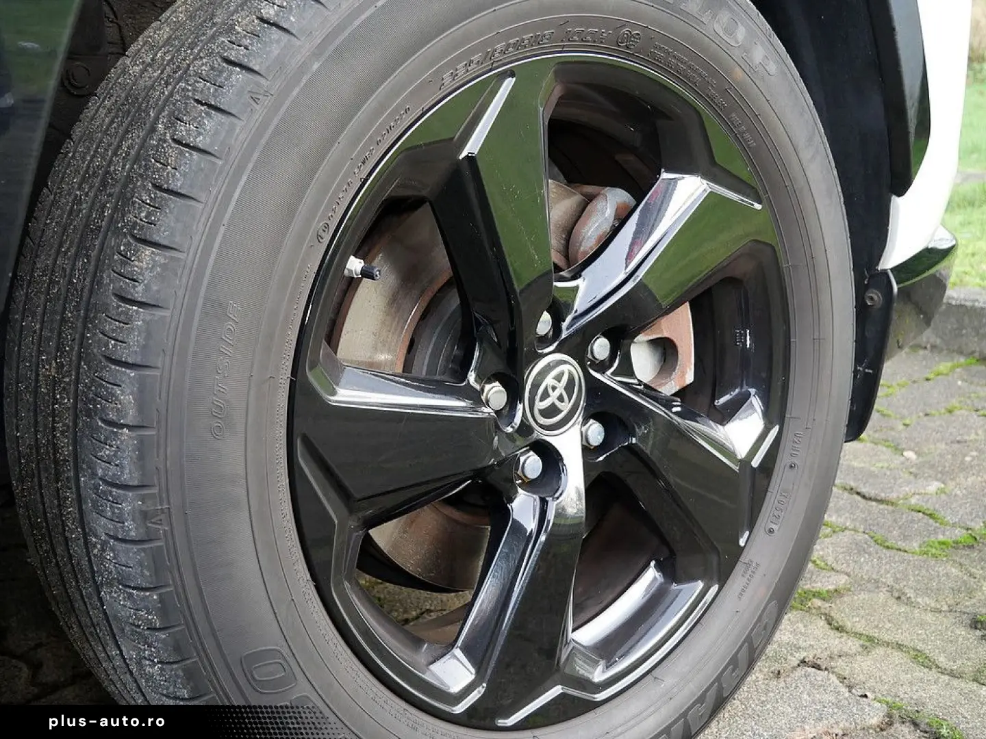 TOYOTA RAV 4 2.5 Hybrid Style Selection