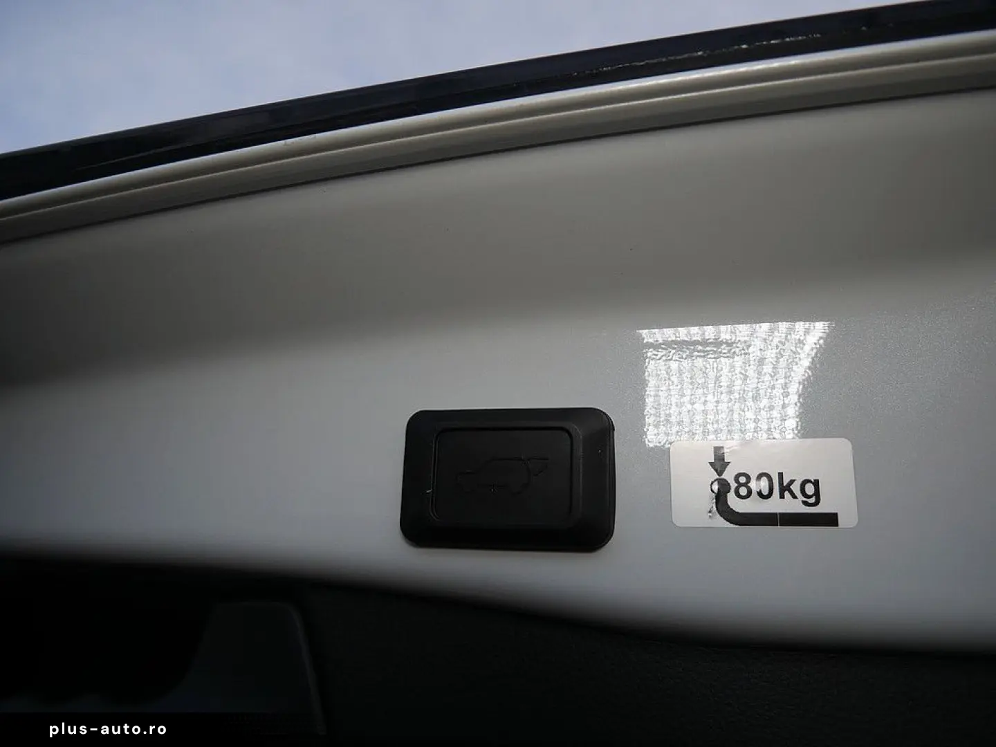 TOYOTA RAV 4 2.5 Hybrid Style Selection