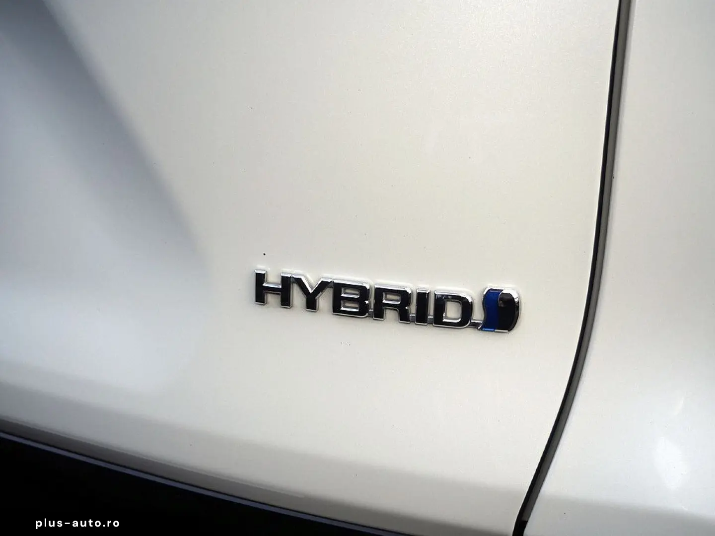 TOYOTA RAV 4 2.5 Hybrid Style Selection
