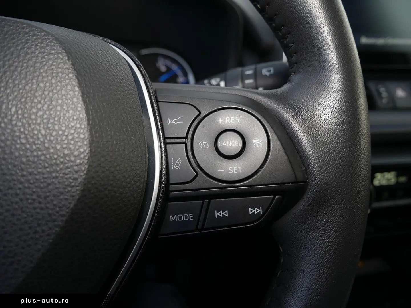 TOYOTA RAV 4 2.5 Hybrid Style Selection