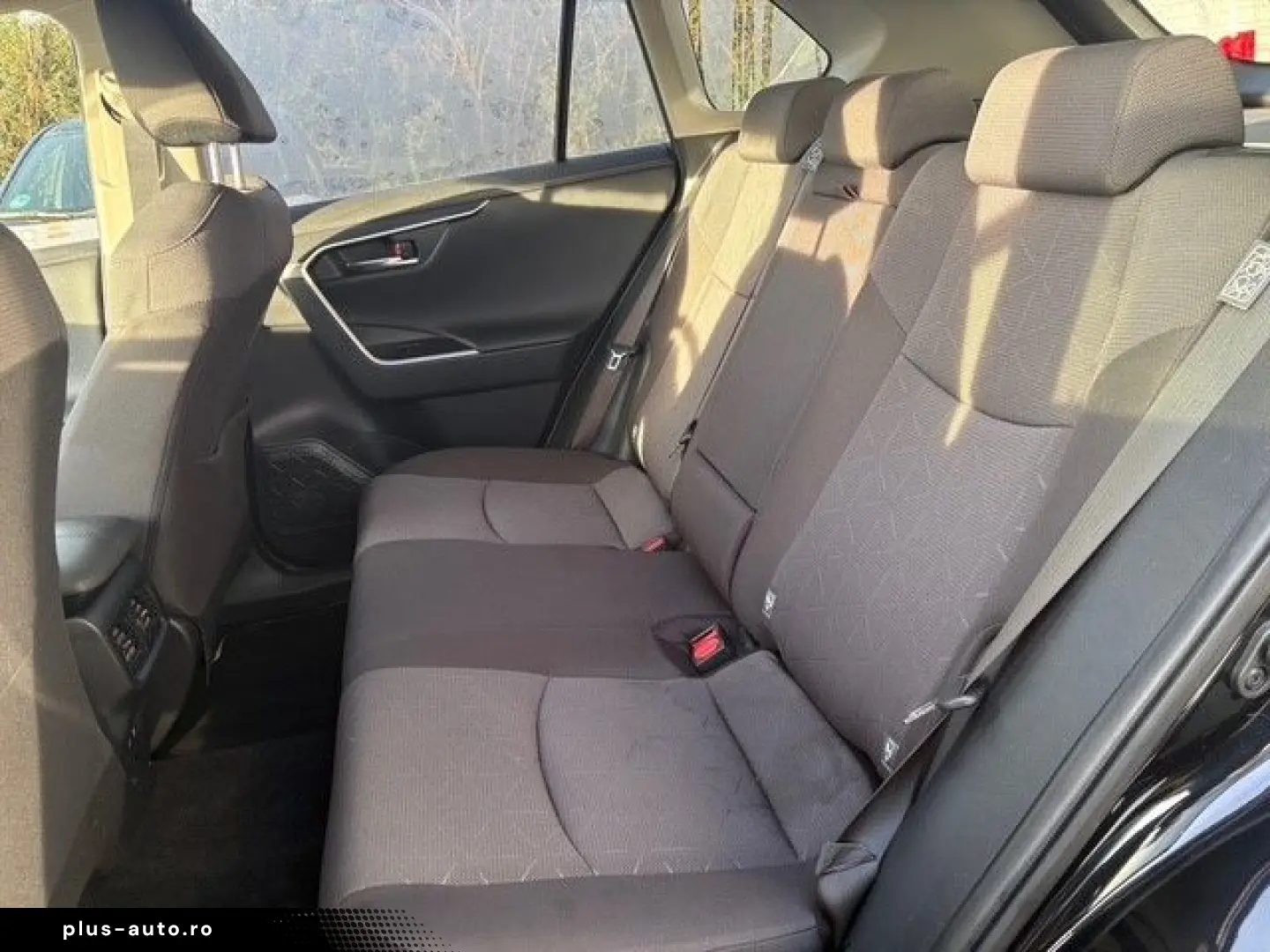 TOYOTA RAV 4 4x2 Team Deutschland