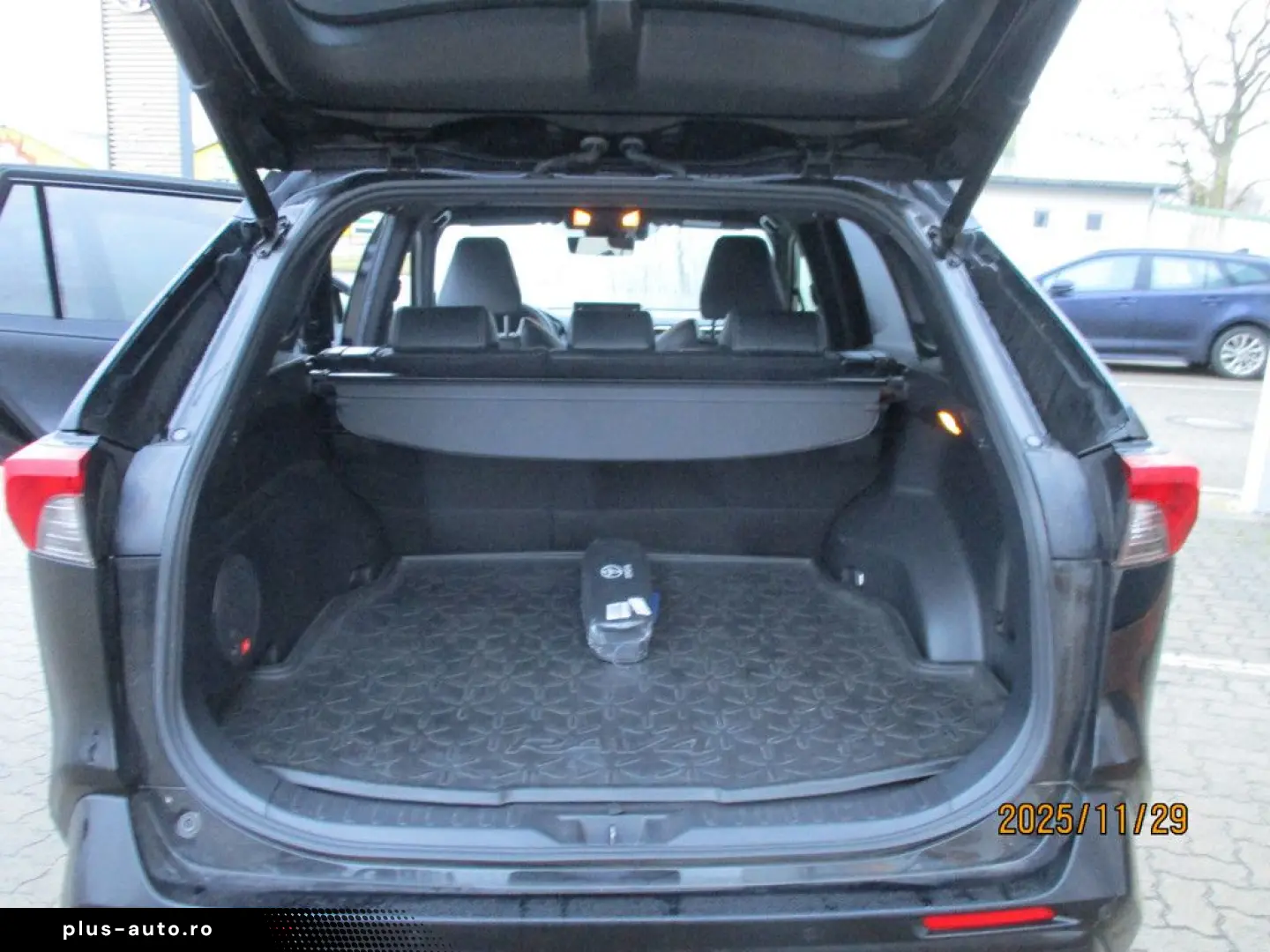 TOYOTA RAV4 2.5 Hybrid 4x2 Black Edition