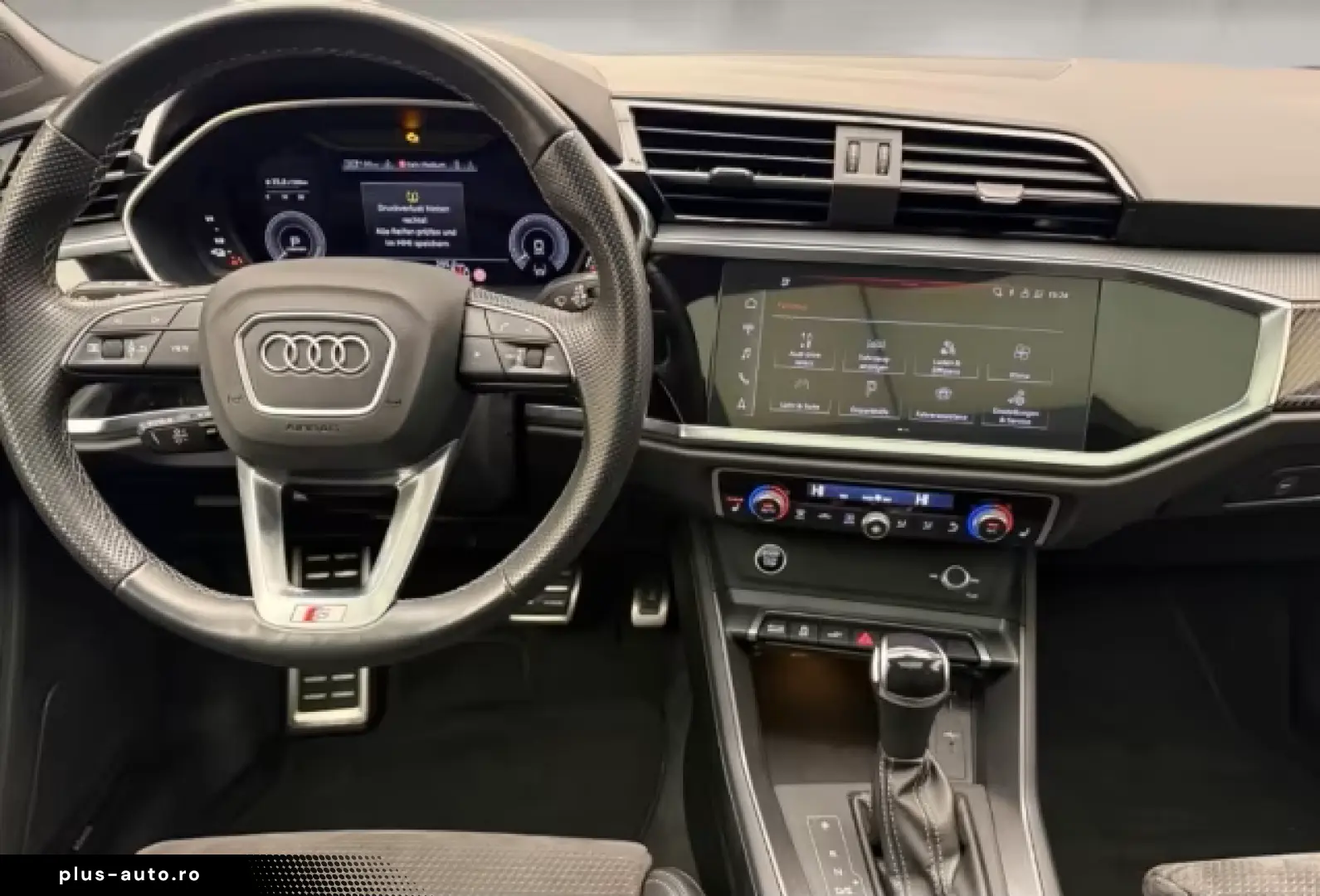 AUDI Q3 Sportback 45 TFSI e S-LINE ACC PANO RFK MATRI