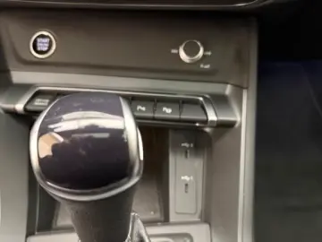 AUDI Q3 Sportback 45 TFSI e S-LINE ACC PANO RFK MATRI