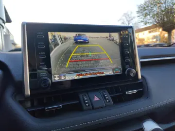 TOYOTA RAV4 2.5l Hybrid Team D  1.Hand