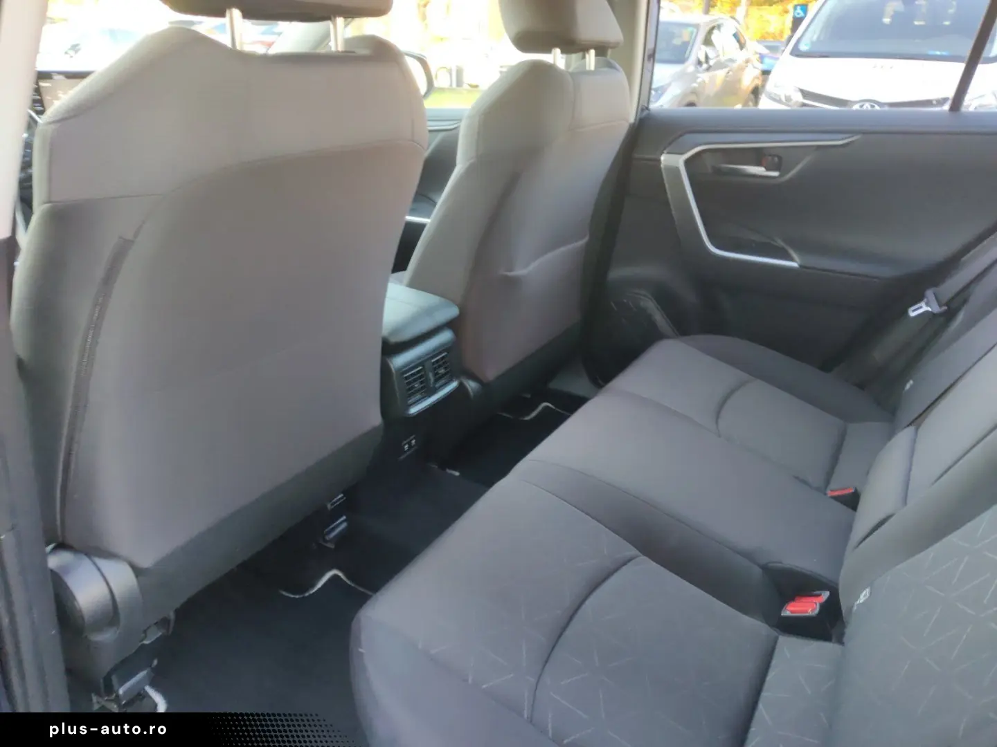 TOYOTA RAV4 2.5l Hybrid Team D  1.Hand