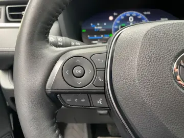 TOYOTA RAV 4 2.5 4x2 Hybrid Lounge  Leder 360  JBL 4xSH