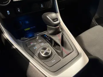 TOYOTA RAV 4 Plug-in Hybrid Comfort HUD SHZ Kamera ACC