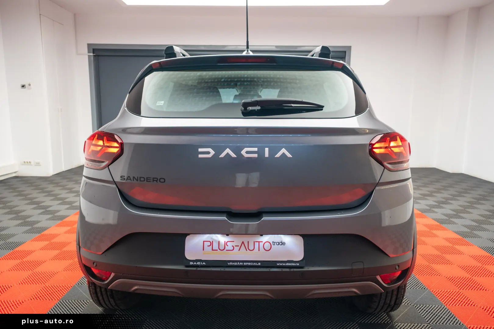 LEASING OPERATIONAL   CHIRIE LUNARA  355 EUR TVA INCLUS