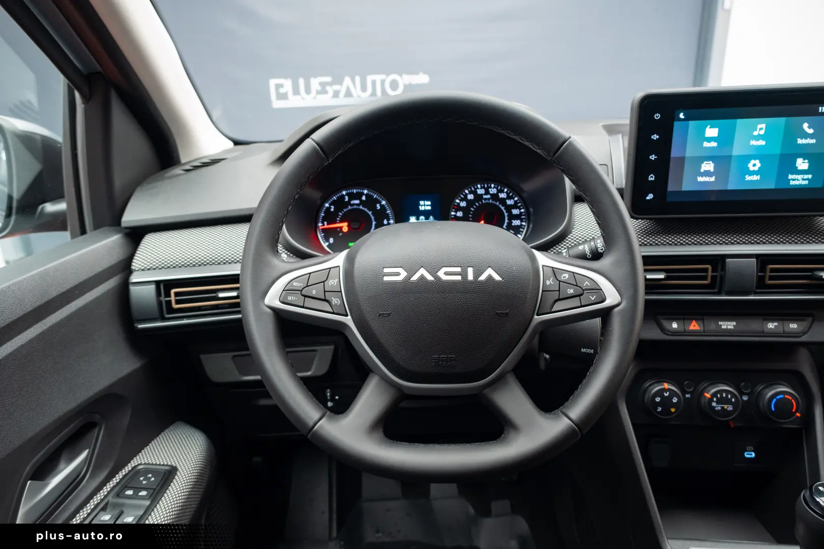 LEASING OPERATIONAL   CHIRIE LUNARA  355 EUR TVA INCLUS