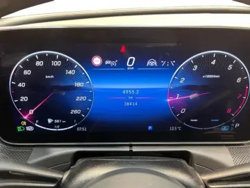 MERCEDES-BENZ C 300 4matic AMG AMG MBUX Night Pano