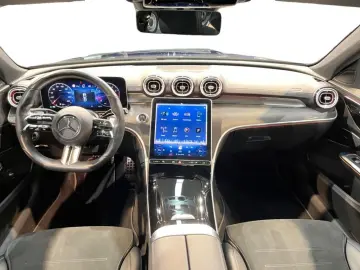 MERCEDES-BENZ C 300 4matic AMG AMG MBUX Night Pano