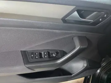 VOLKSWAGEN T ROC 1.5TSI 150CP DSG DESIGN 2021