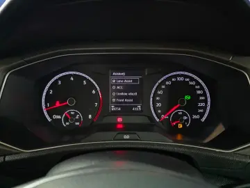 VOLKSWAGEN T ROC 1.5TSI 150CP DSG DESIGN 2021