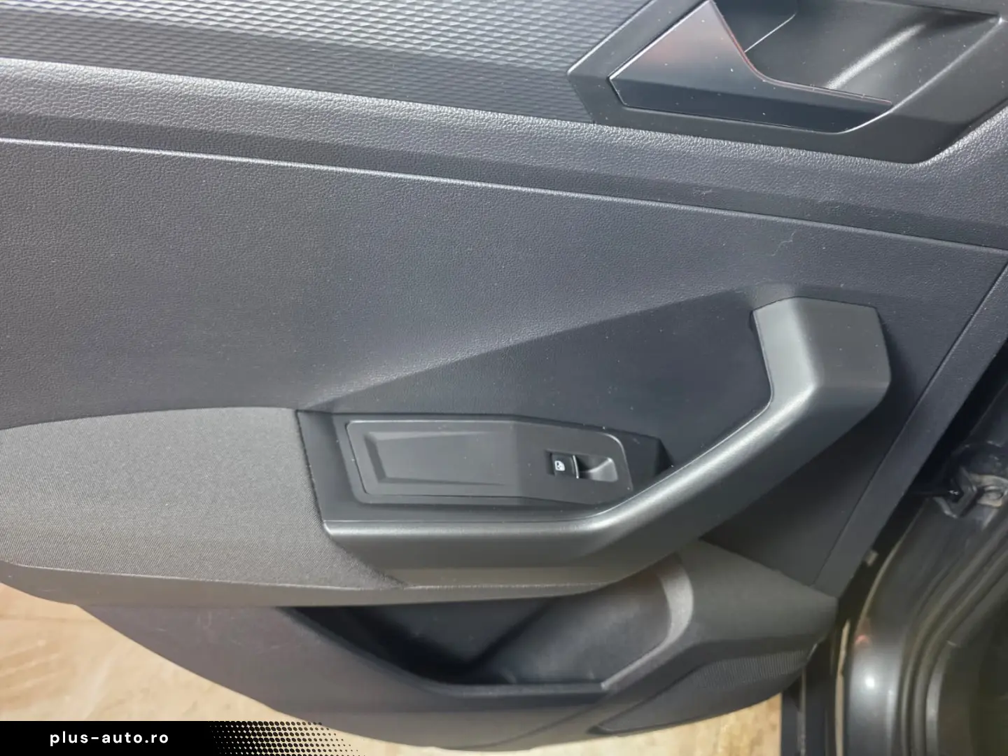 VOLKSWAGEN T ROC 1.5TSI 150CP DSG DESIGN 2021