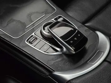 Mercedes-Benz GLC Coupe 250d AMG-Line 204CP 4Matic