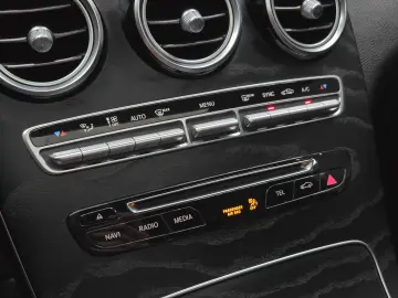 Mercedes-Benz GLC Coupe 250d AMG-Line 204CP 4Matic