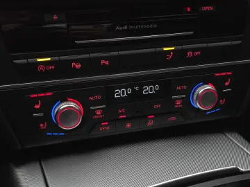 Audi A7 3.0 V6 TDI 272CP Quattro