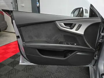 Audi A7 3.0 V6 TDI 272CP Quattro