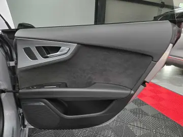 Audi A7 3.0 V6 TDI 272CP Quattro