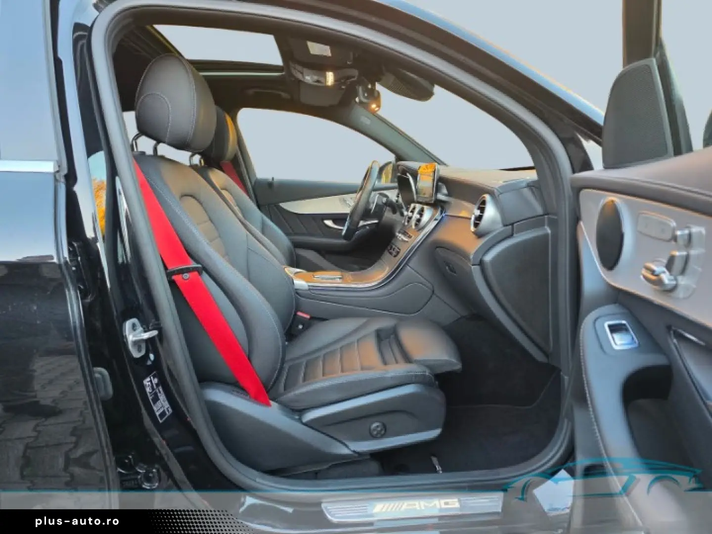 MERCEDES-BENZ GLC 43 AMG Coupe 4Matic 360  HUD