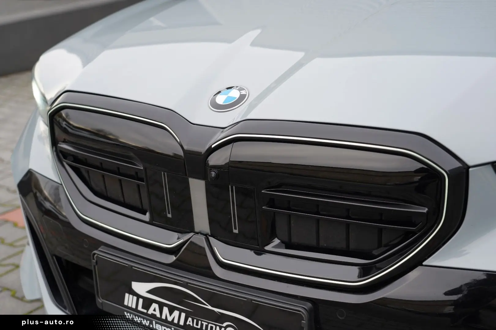 BMW 520d xDrive M Sport ICONIC 360 HUD MEMO H&K KEY