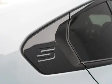 BMW 520d xDrive M Sport ICONIC 360 HUD MEMO H&K KEY