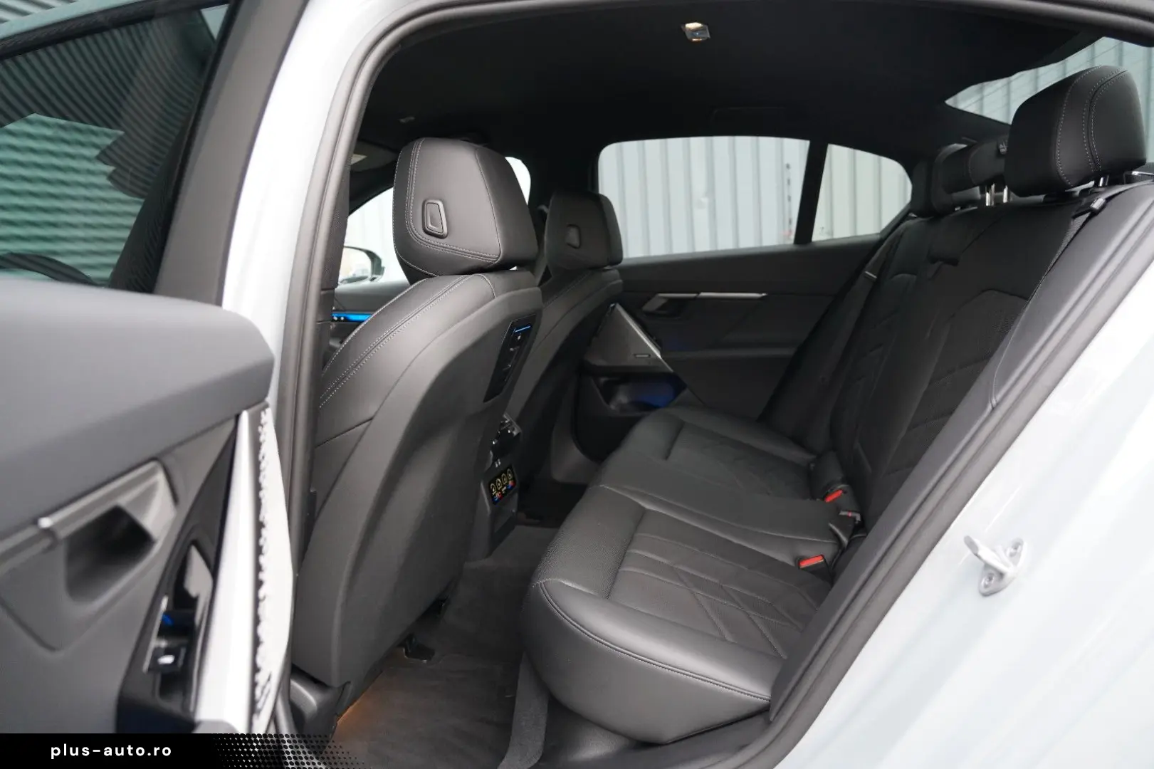 BMW 520d xDrive M Sport ICONIC 360 HUD MEMO H&K KEY