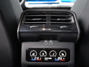 BMW 520d xDrive M Sport ICONIC 360 HUD MEMO H&K KEY